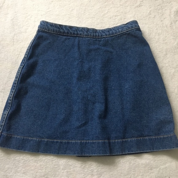 Denim skirt size small - Picture 10 of 10